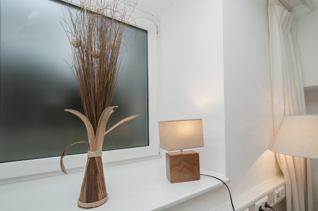 Appartements In Der Historischen Deichstrasse Contactless Check In Hamburg Rom bilde
