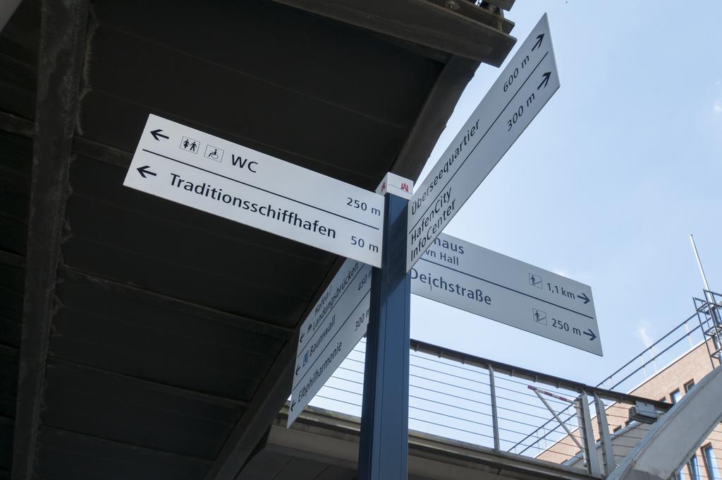 Appartements In Der Historischen Deichstrasse Contactless Check In Hamburg Eksteriør bilde